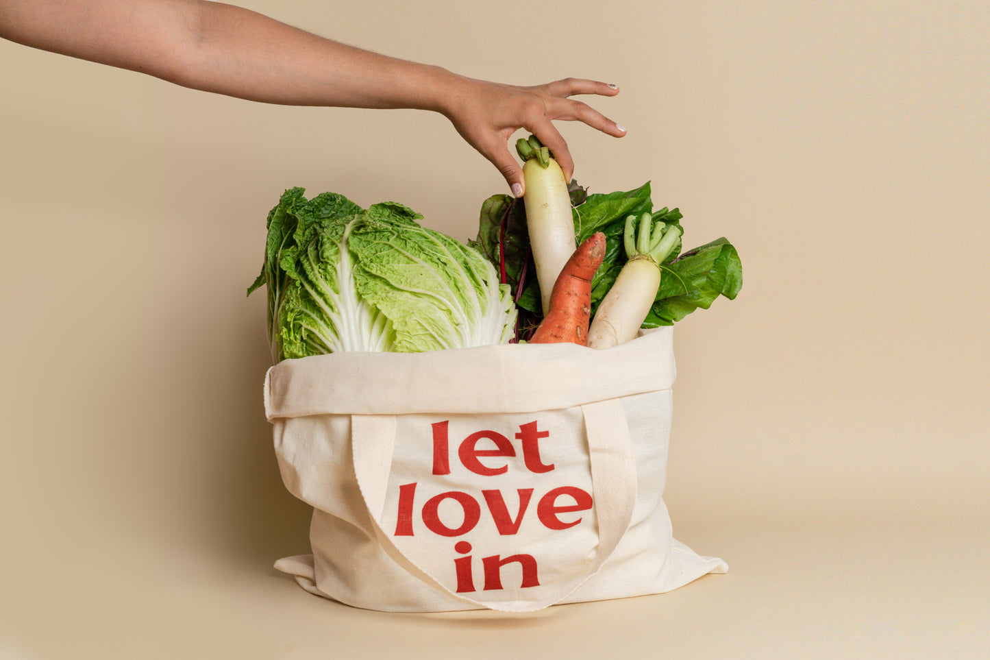 Tote Bag "Let Love In"