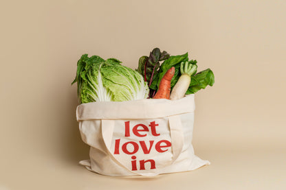 Tote Bag "Let Love In"
